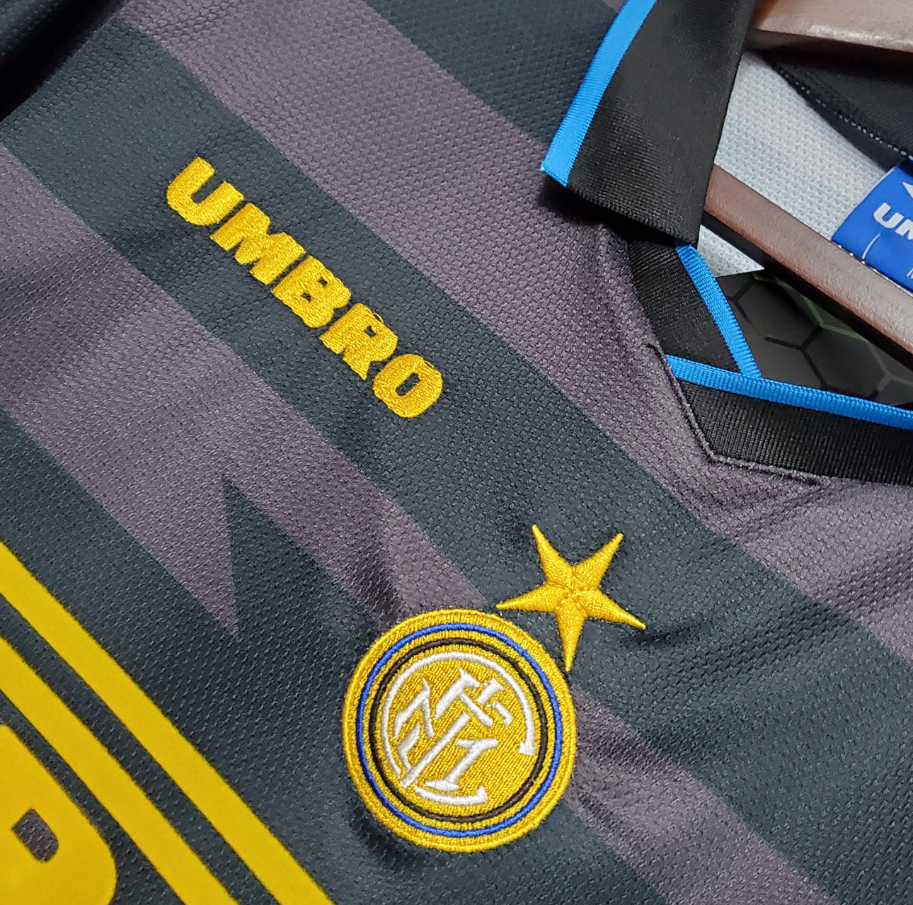 Inter Milan Away Retro Shirt 97/98