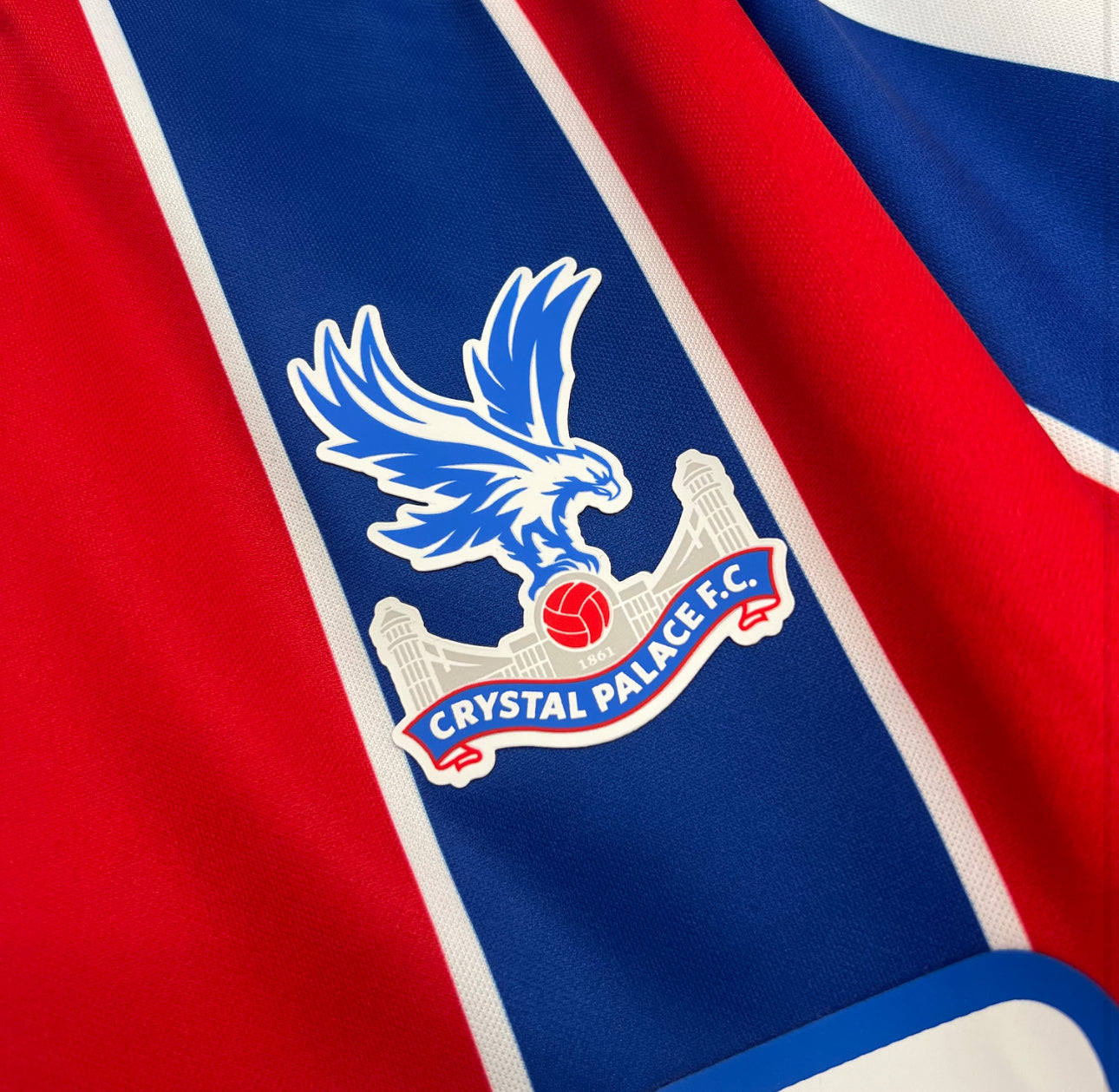 Maillot Crystal Palace Domicile Bleu et Rouge 25/26
