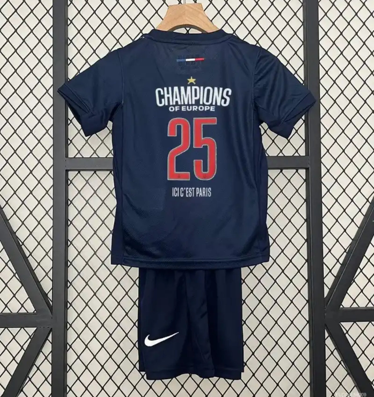 Paris Saint-Germain Champions Kids Kit