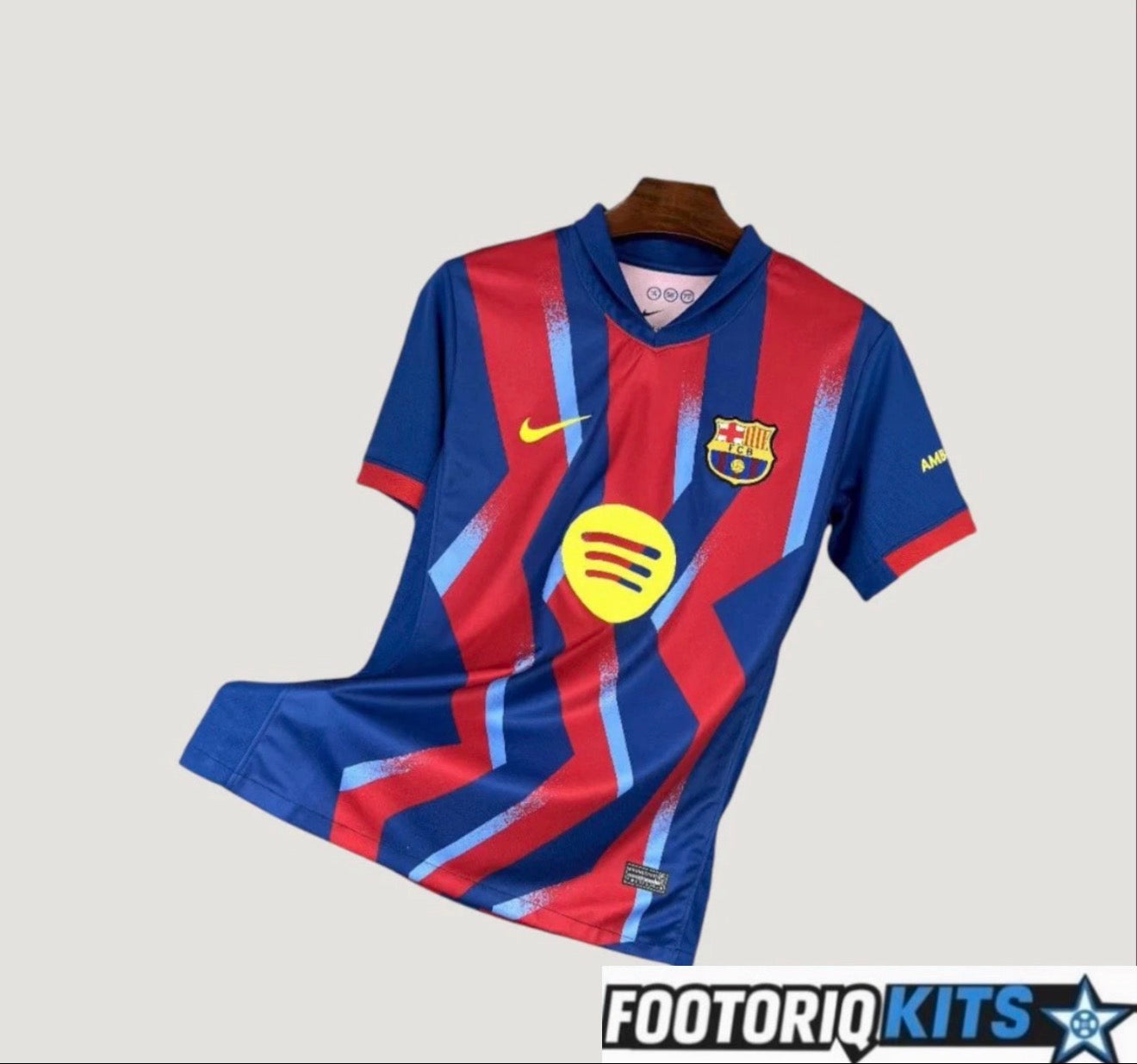 {{ product_title }} – maillot de football adulte et enfant personnalisable