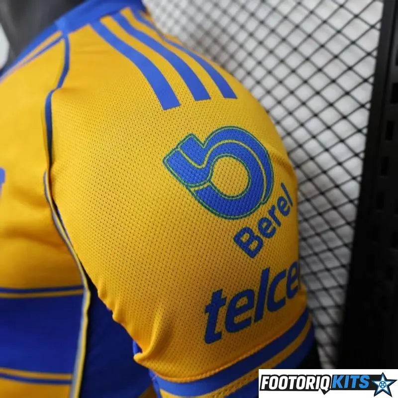 {{ product_title }} - maillot de football adulte et enfant personnalisable