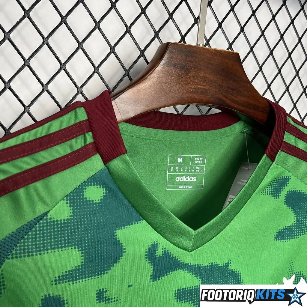 {{ product_title }} - maillot de football adulte et enfant personnalisable