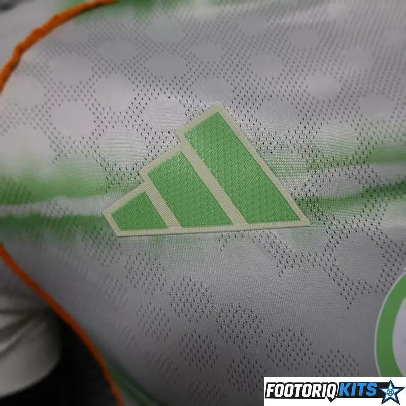 {{ product_title }} - maillot de football adulte et enfant personnalisable